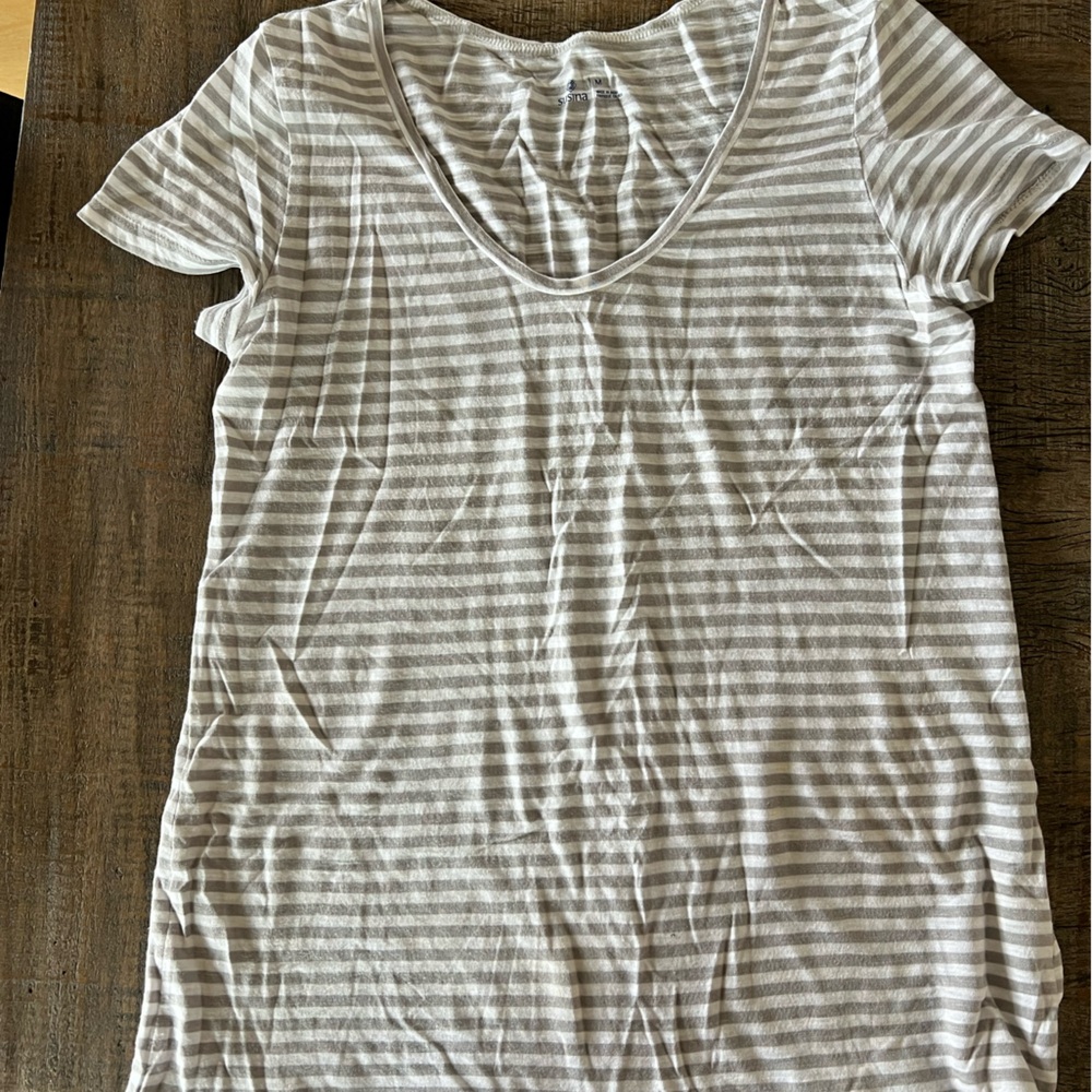 White and grey striped Susina t-shirt